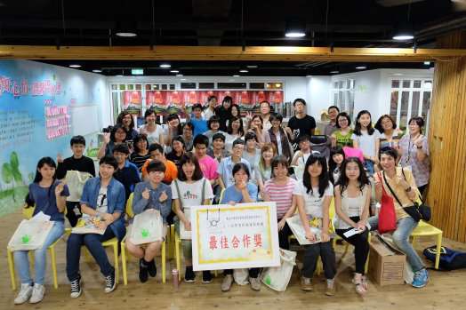 圖片標題:d796c82857f3fc1e27c7ce1ec40bf75d94c5a79a