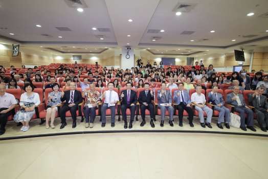 圖片標題:3186d6a1c443896d9ad2d43c334218446ccc74aa