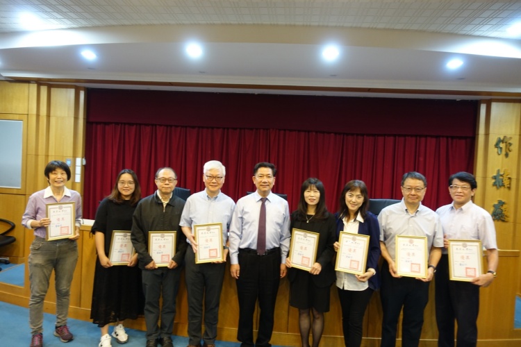 圖片標題:專班)