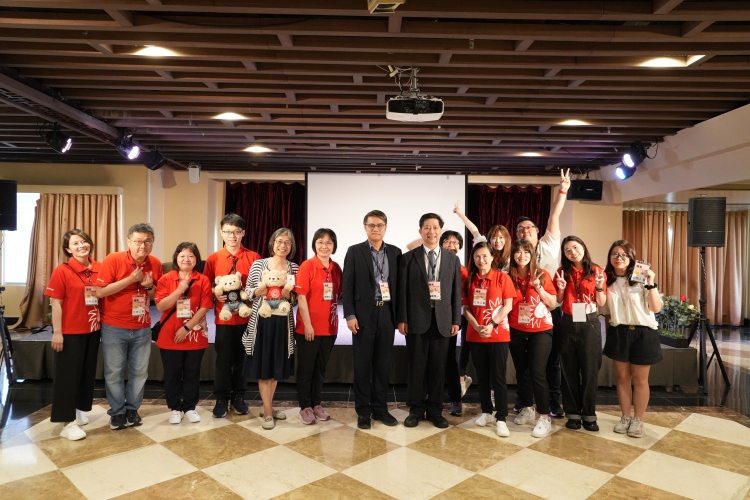 圖片標題:臺中場工作人員合影