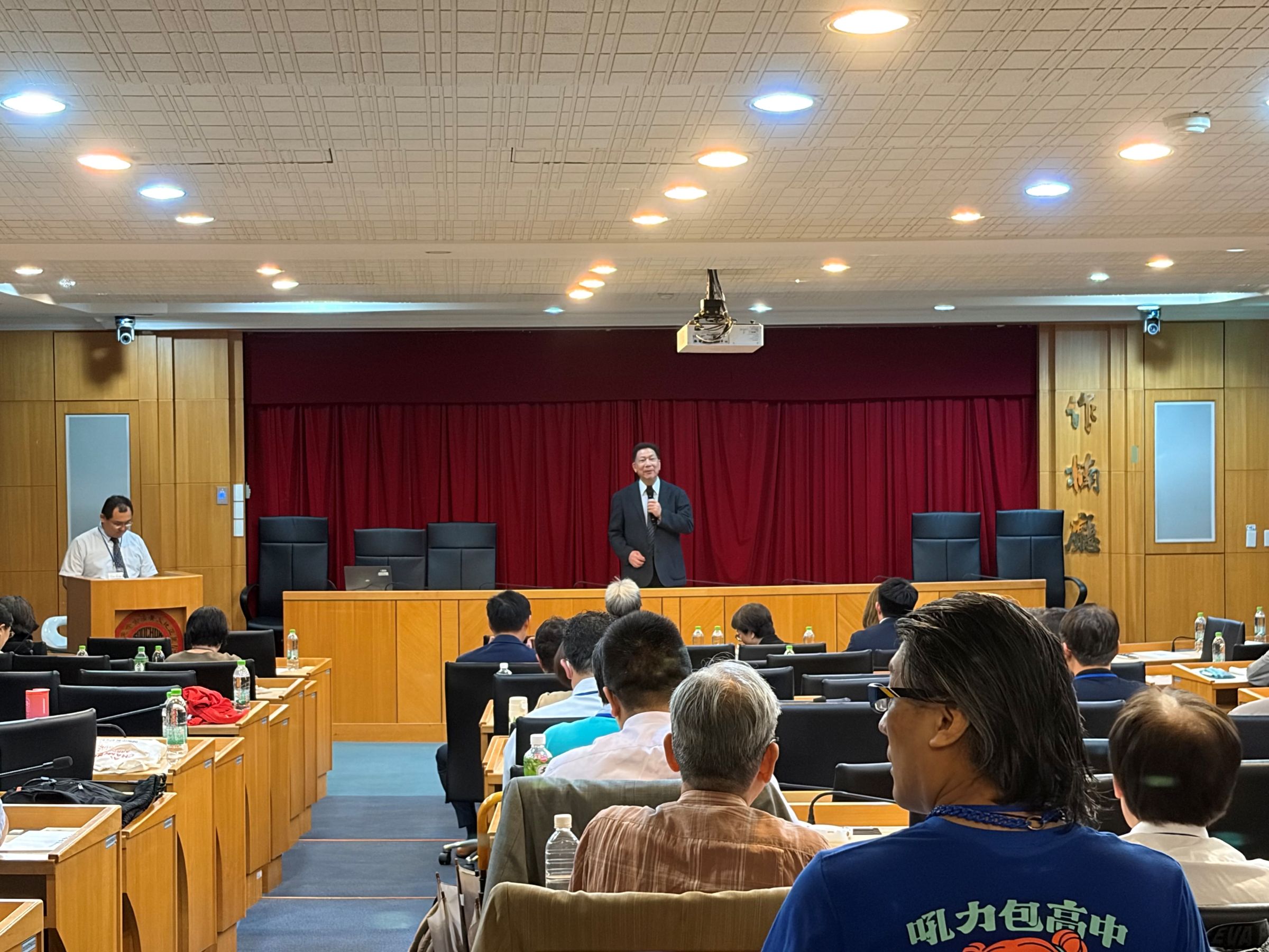 圖二 國際研究大會於城中校區作楠廳舉行，詹乾隆校長蒞臨致詞