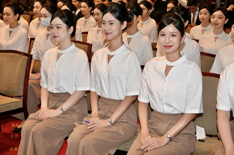 圖片標題:batch_06-禮賓人員於安全講習日聆聽維安工作的注意事項