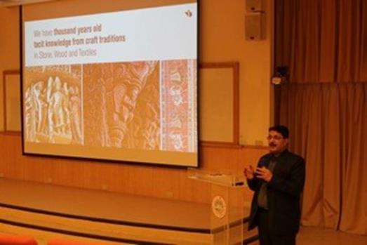 圖片標題:4112bbb4ed442cb410070e92b6b910cc656e7553