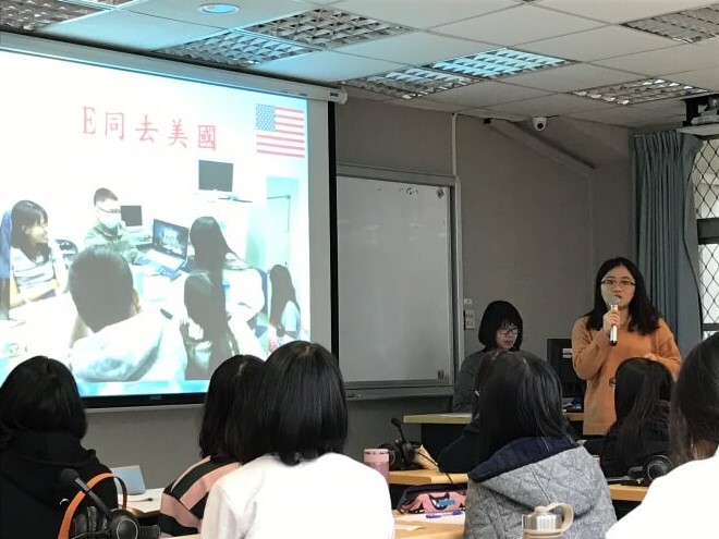 圖片標題:06社會系古莉筠同學介紹英語小組的特色