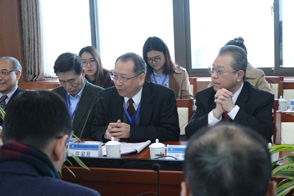 圖片標題:01洪家殷院長開幕來賓致詞