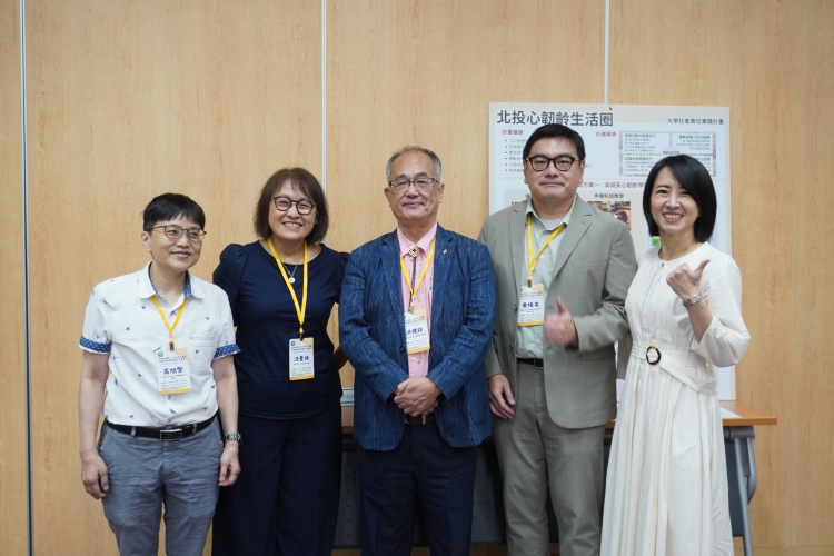 圖片標題:batch_圖一_上午講師合照