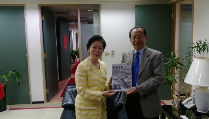 圖片標題:02東吳大學法學院與外交部領事事務局簽訂實習課程合作協議