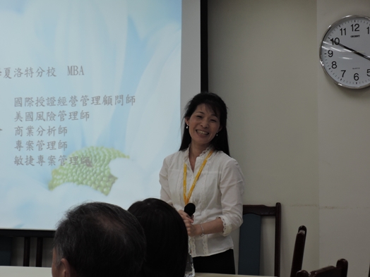 圖片標題:03朱恩學姊(心理學系83級)分享