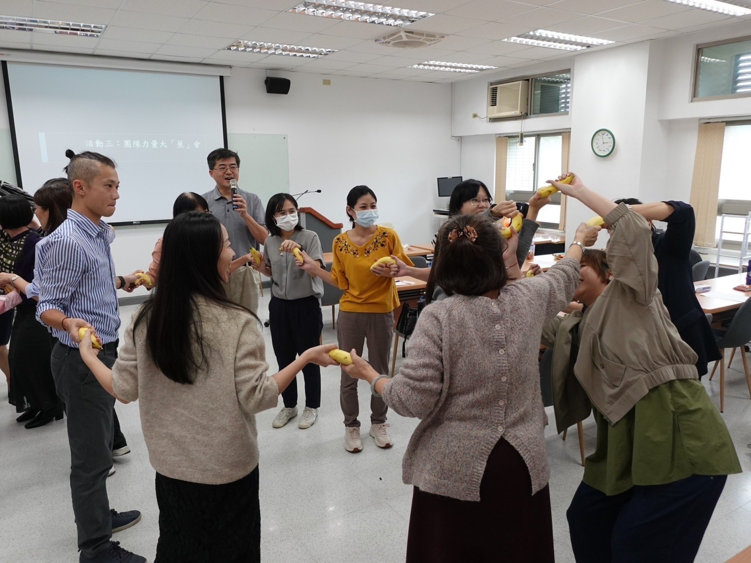 圖片標題:LINE_ALBUM_1131114外語學院導師會議_241115_16