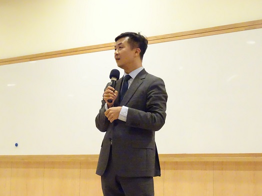 圖片標題:03呂秋遠律師演講畫面