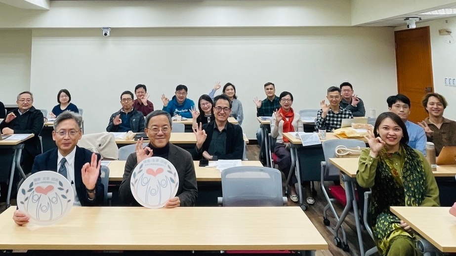 圖片標題:LINE_ALBUM_113-1法學院導師研習_241203_10