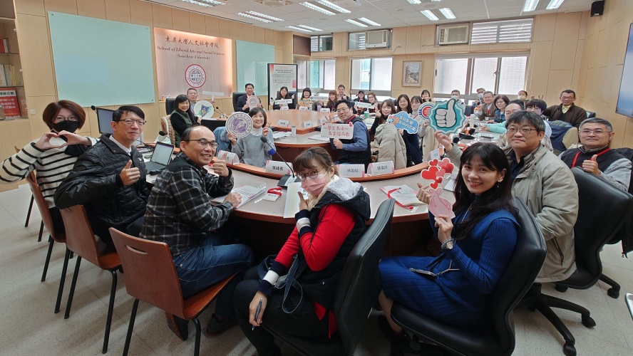 圖片標題:batch_與會師長同仁合影