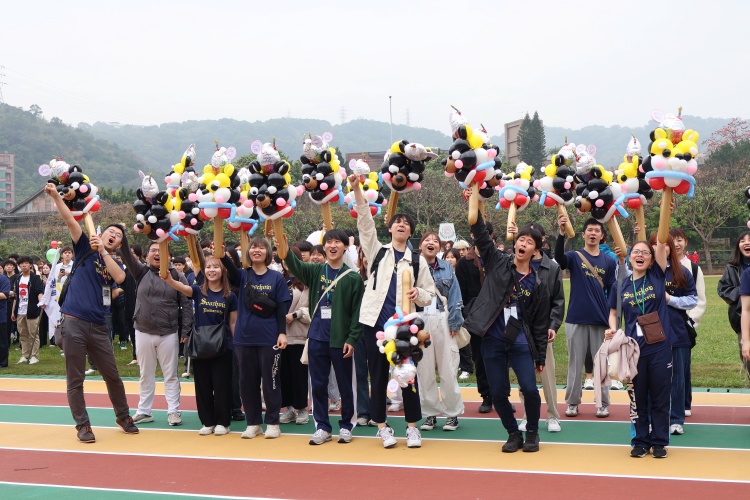 圖片標題:batch_圖三：繞場活動表演