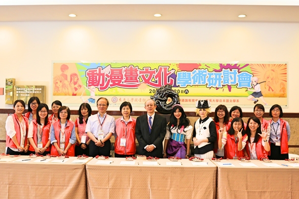 圖片標題:服務人員全體合照