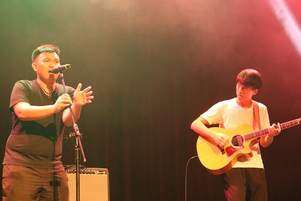 圖片標題:5.獨唱組冠軍選手