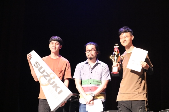 圖片標題:7. 得獎者與評審老師合照