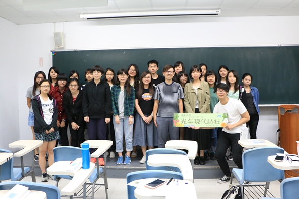 圖片標題:講師與全體合照-min