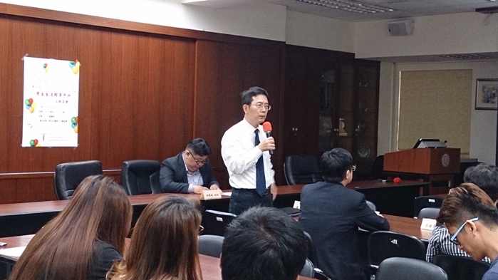 圖片標題:03學生課外學習暨生涯輔導委員盧子揚老師分享致詞