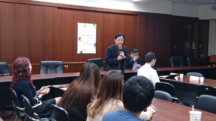 圖片標題:04學生課外學習暨生涯輔導委員連哲輝老師分享致詞