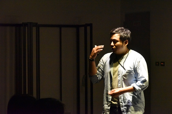 圖片標題:5.講師的專注神情