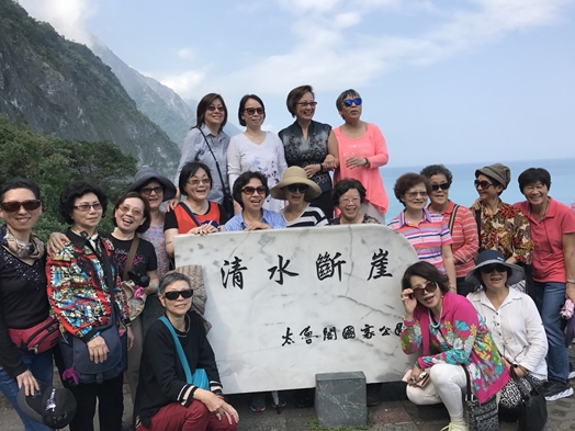 圖片標題:03日61級同學會09