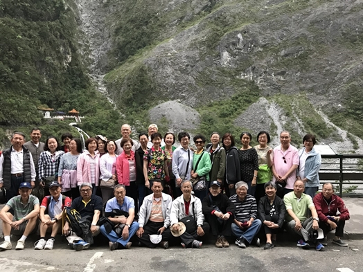 圖片標題:03日61級同學會11