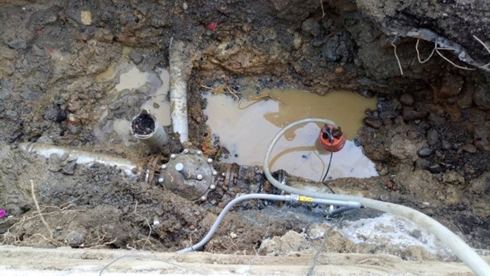 圖片標題:04出現故障的止水閥