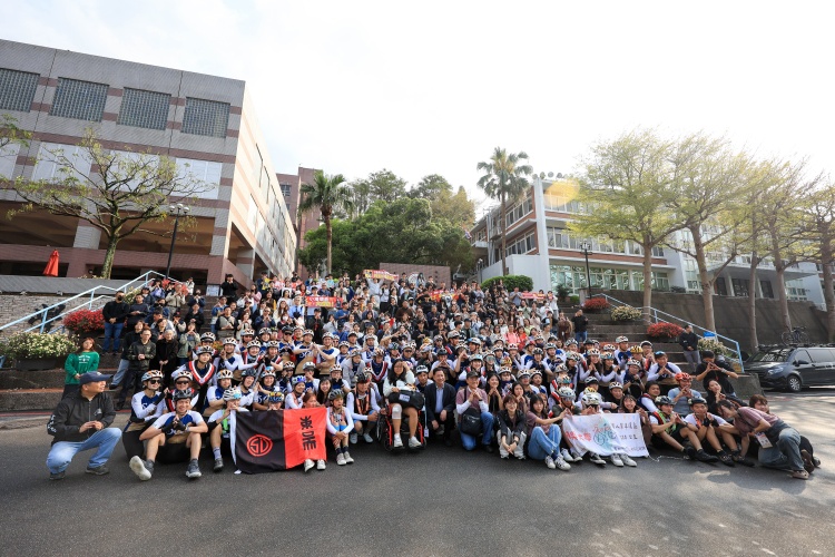 圖片標題:batch_54435189351_9d755870fb_o