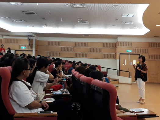 圖片標題:02王淑芳主任秘書專題演講