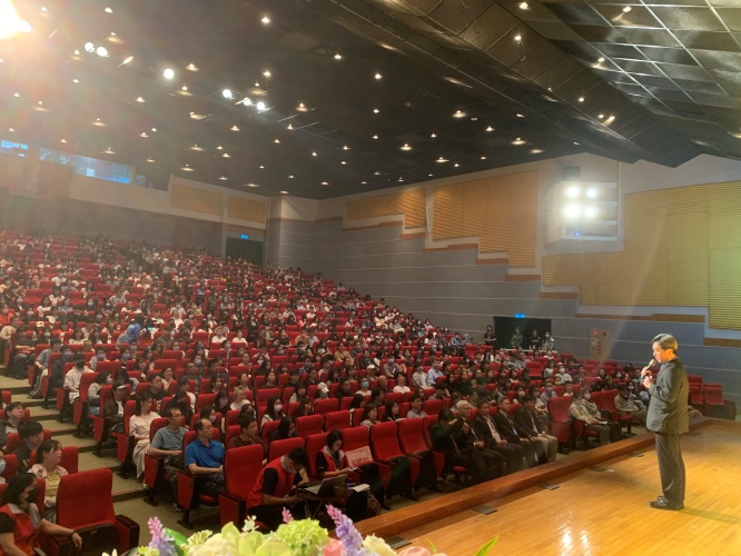 圖片標題:batch_圖四_王世和副校長於臺北場代表東吳大學致辭