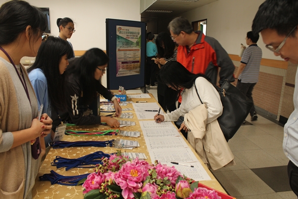 圖片標題:圖一報到