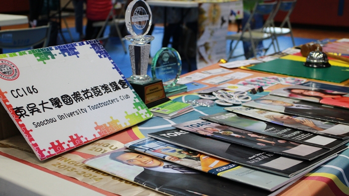 圖片標題:3社團桌面佈置