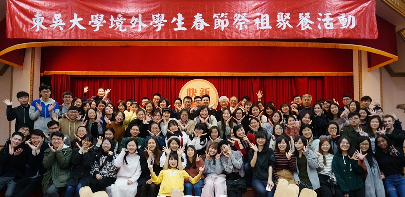 圖片標題:12 師長與東福專班學生大合照