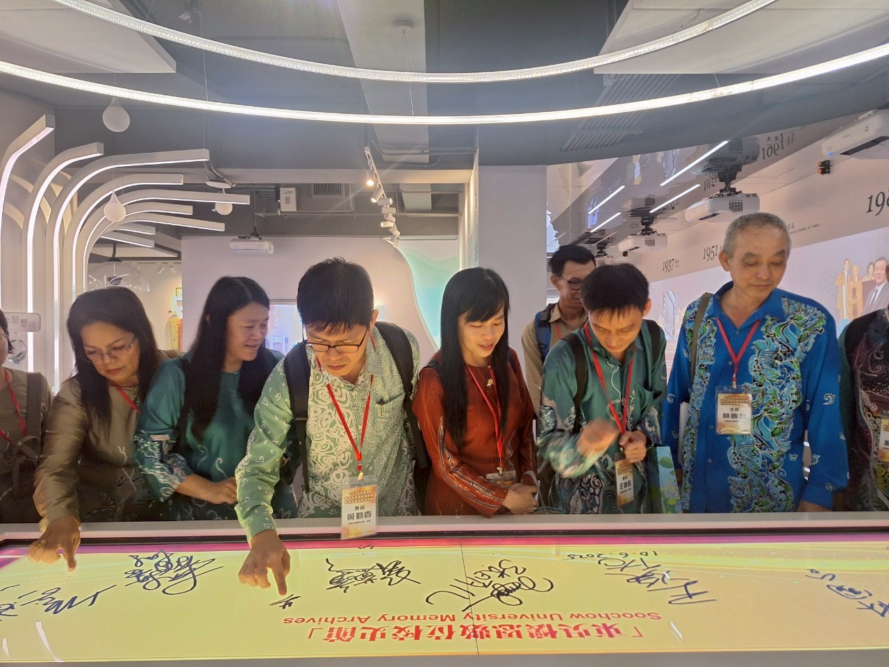 圖片標題:LINE_ALBUM_20250610砂拉越教育團_250611_12_0