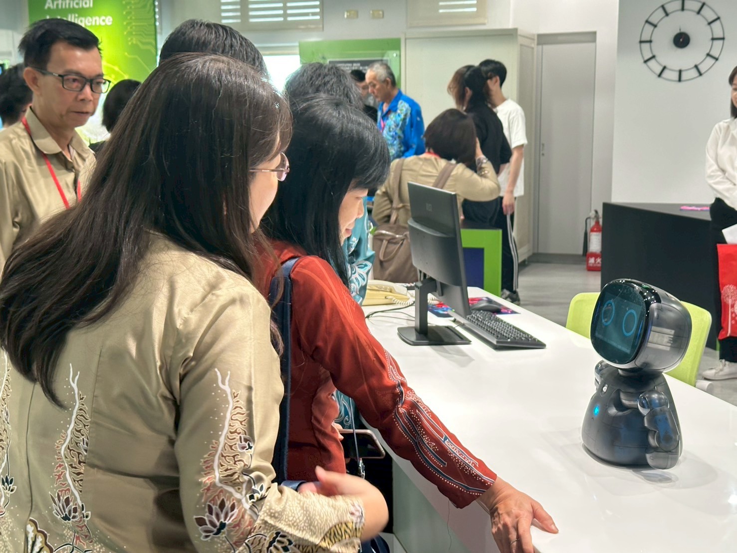 圖片標題:LINE_ALBUM_20250610砂拉越教育團_250611_11_0