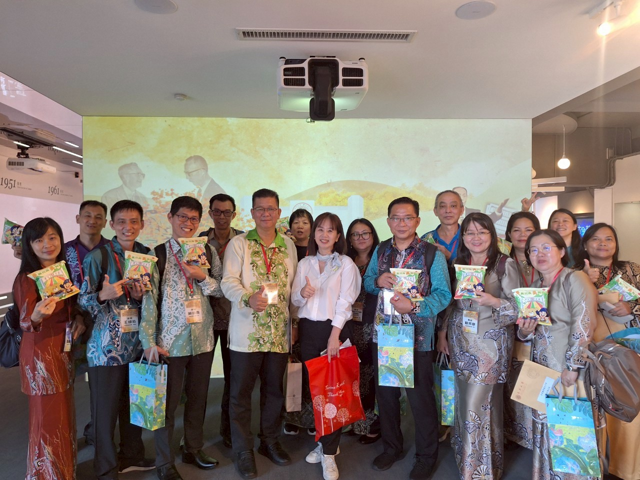 圖片標題:LINE_ALBUM_20250610砂拉越教育團_250611_4_0