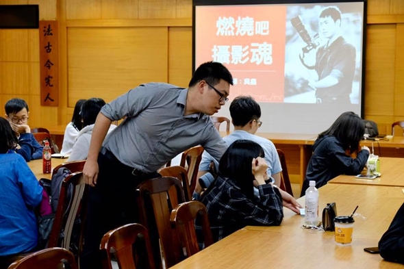 圖片標題:3.講師級同學的互動畫面