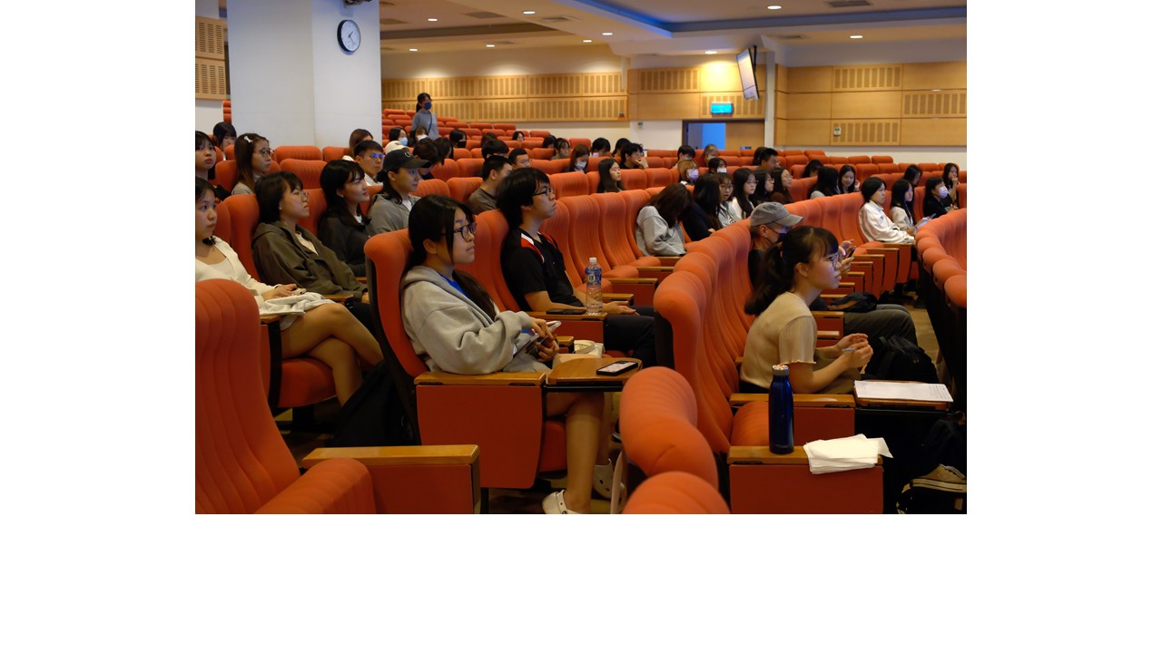 圖片標題:德克爾教授演講2