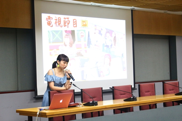 圖片標題:01龍龍的演講