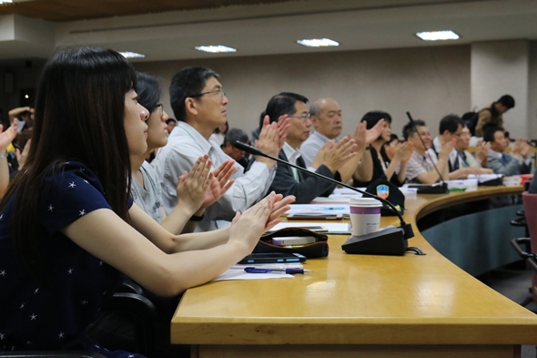 圖片標題:與會人員