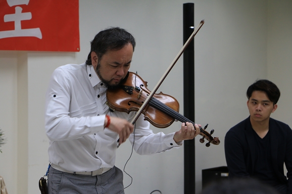 圖七：小提琴演奏家王子承.JPG